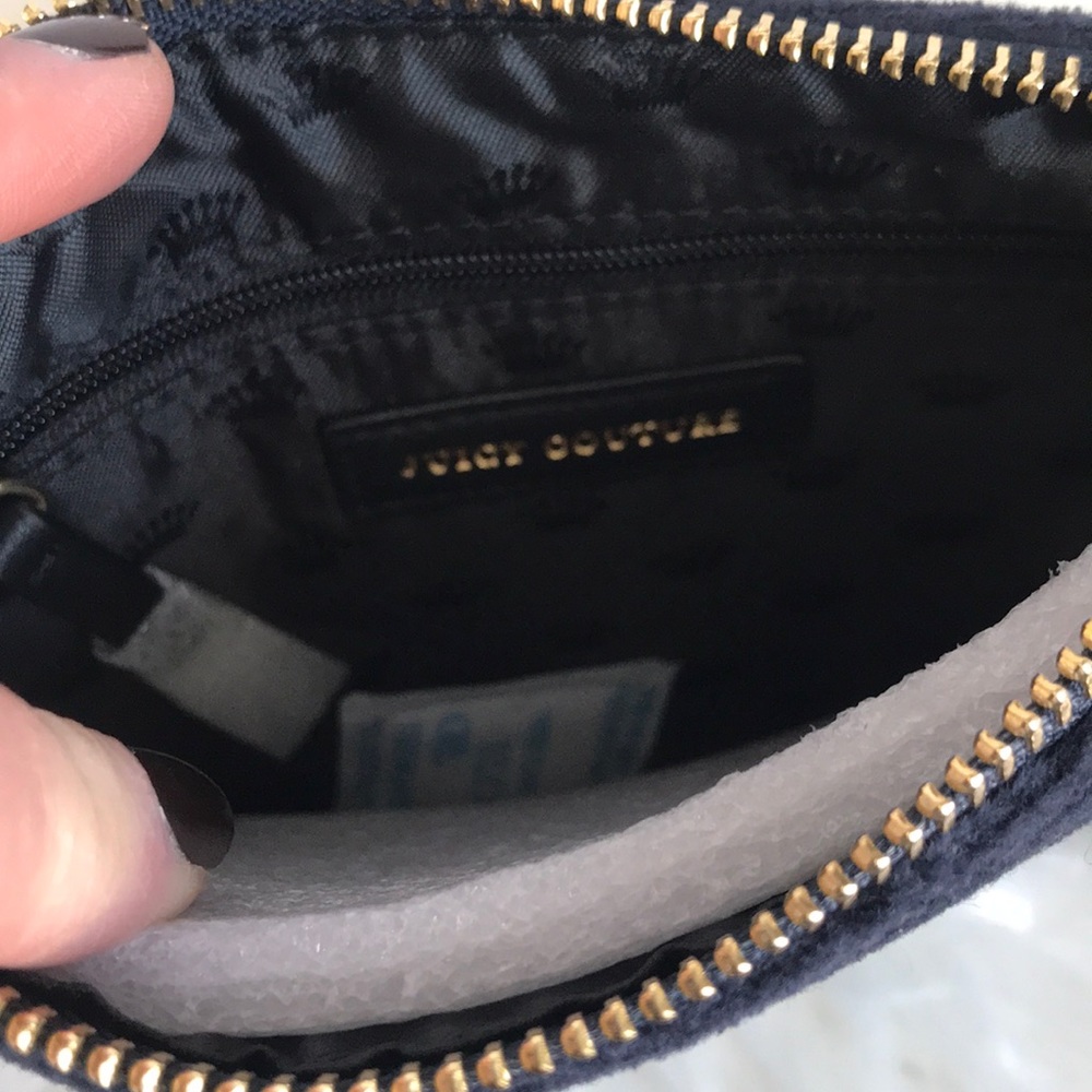 NWT Juicy Couture Black Label velour wristlet - Picture 5 of 5